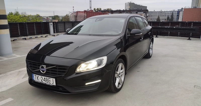 Volvo V60 cena 49900 przebieg: 249000, rok produkcji 2015 z Kielce małe 407